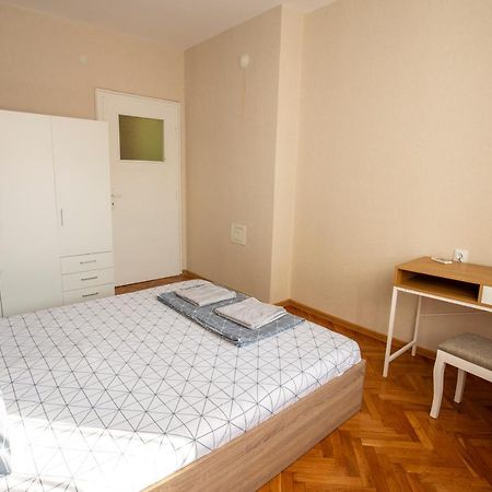 Apartment Little Vienna Ruse Exterior photo